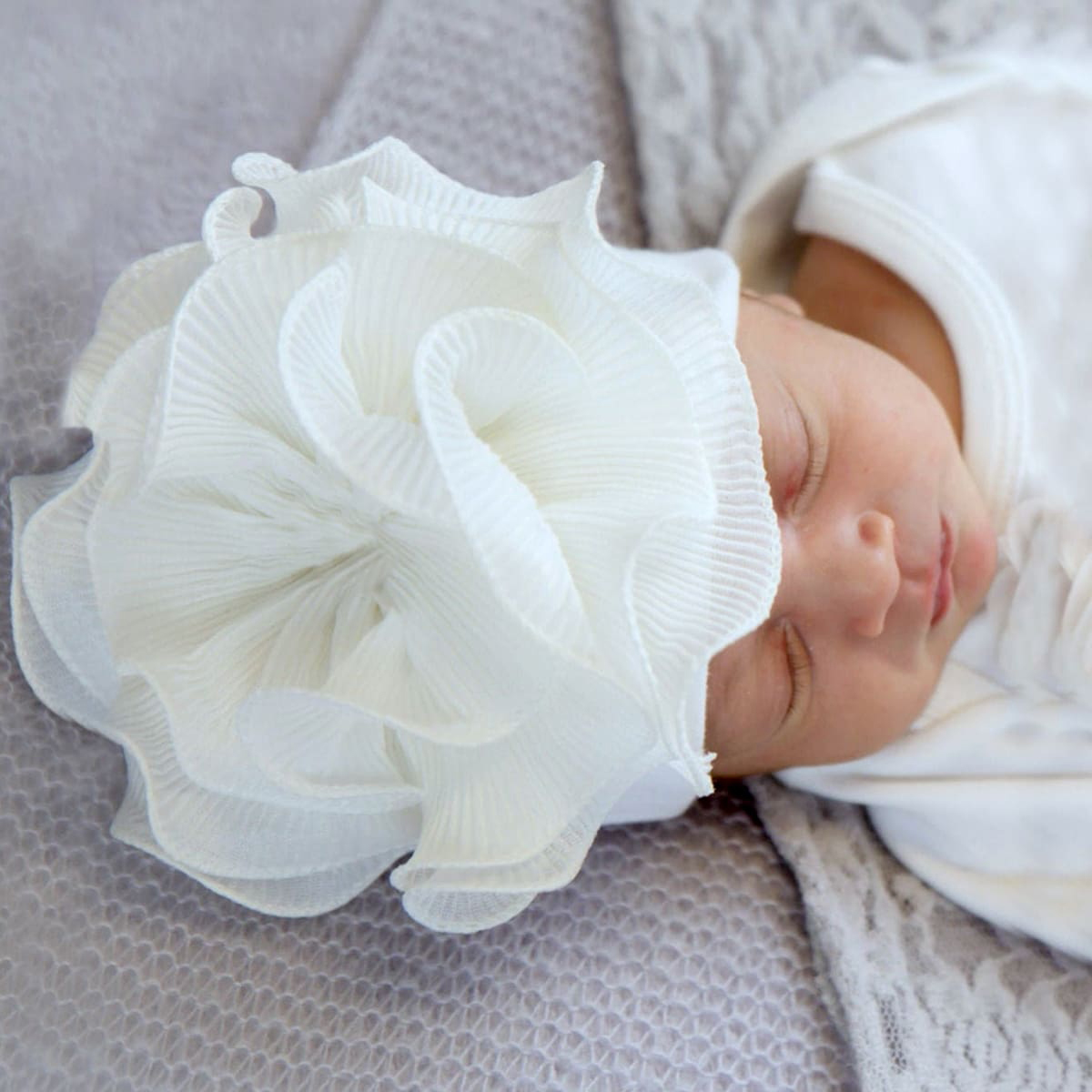 Baby Nursery Images - หมวก Ysteed สำหรับเด็กแรกเกิดหมวกสำหรับถ่ายภาพดอกกุหลาบดอกใหญ่ทารกลายดอกไม้หมวกผ้าคลุมผมไหมพรมอุปกรณ์การถ่ายภาพเด้กทารกรูปภาพ