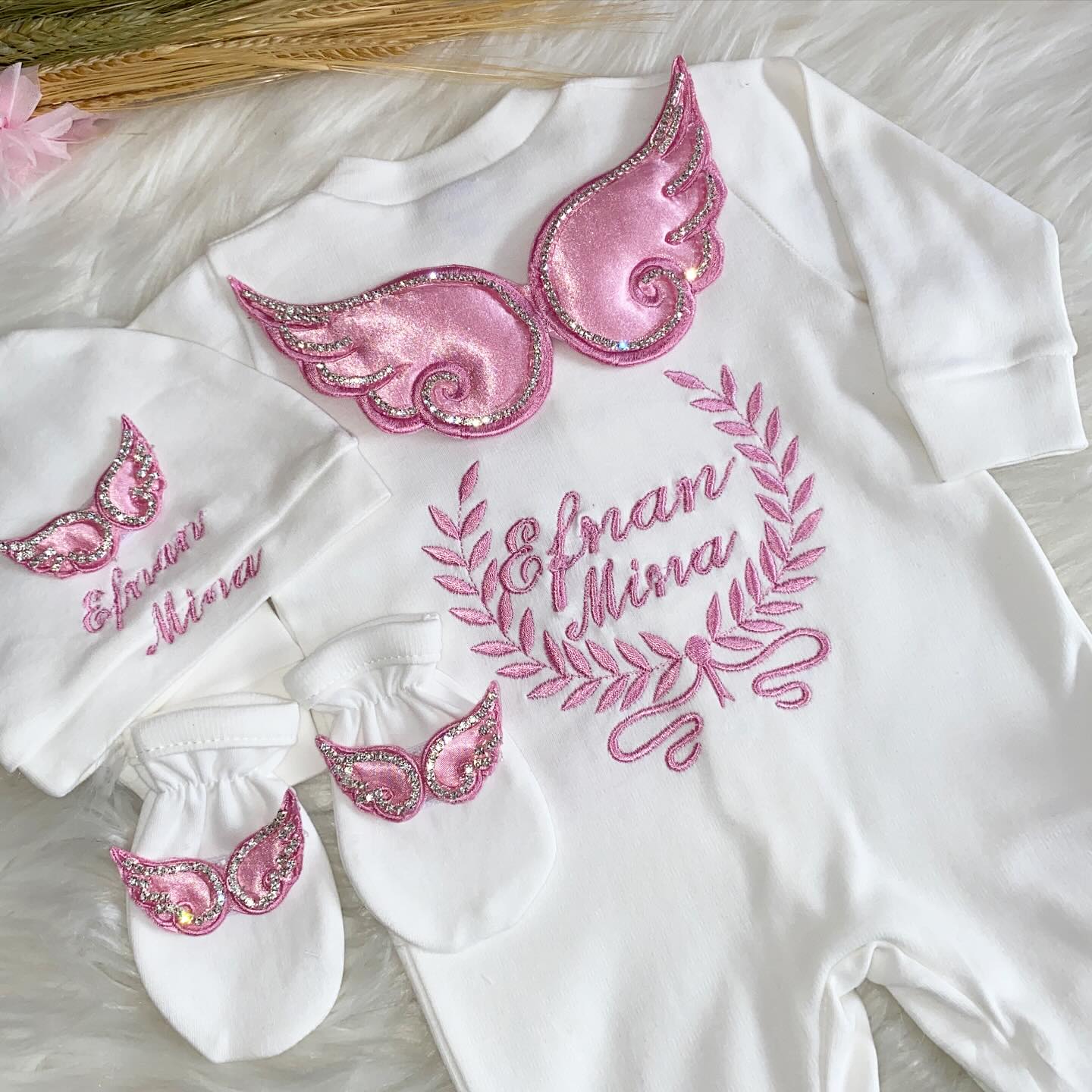 ตุ๊กตาชุดเด็กทารกทำมือ3ชิ้นแบบ - Baby Nursery Outfits บทวิจารณ์และราคา