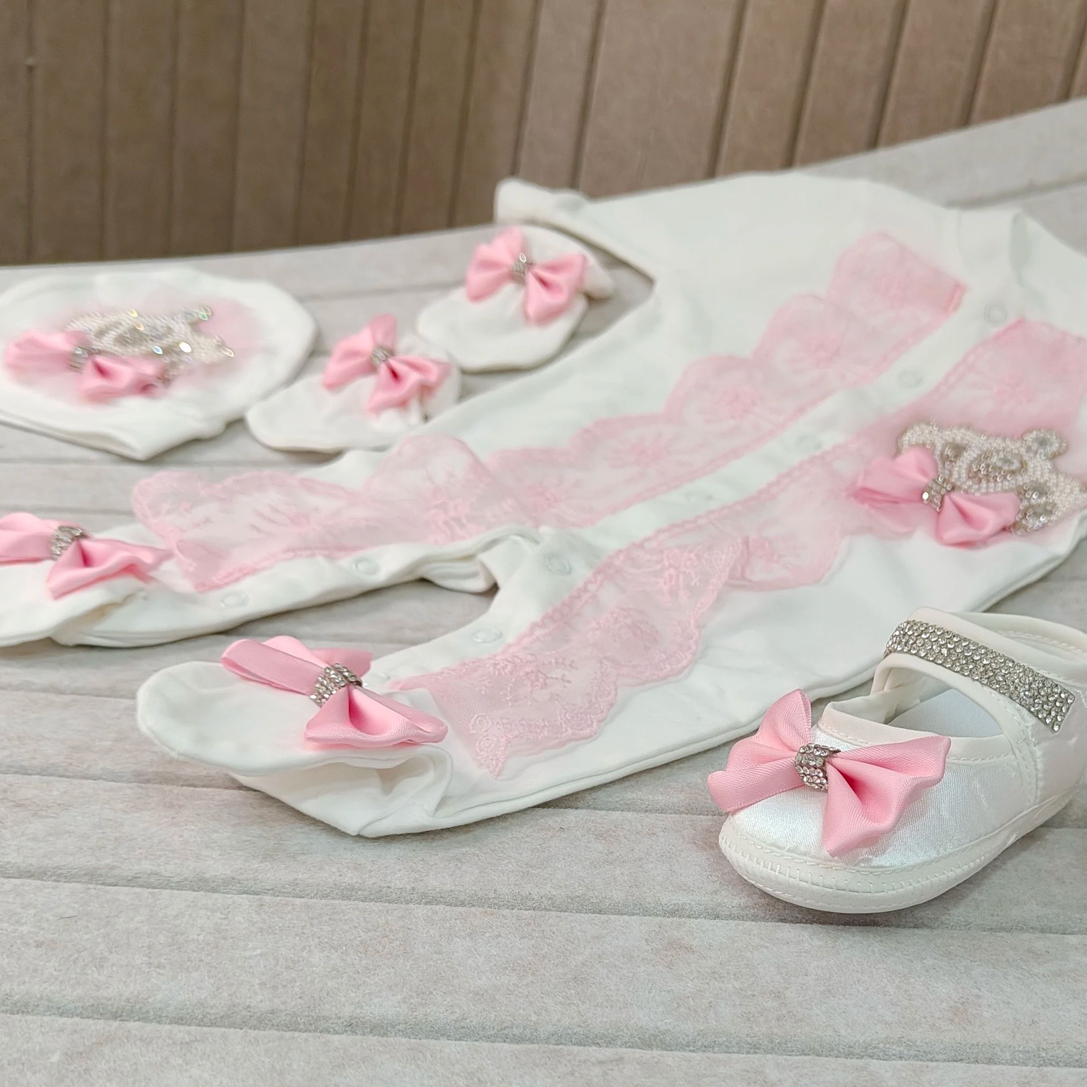 Welcome Home Baby Romper Mitte - Baby Nursery Outfits บทวิจารณ์และราคา